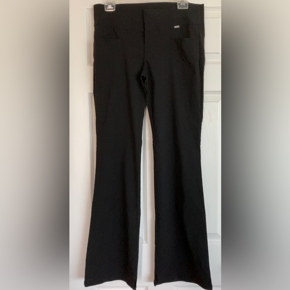 Stretchy Black Pants Guess black pants boot cut Guess pants new Guess Pants 10